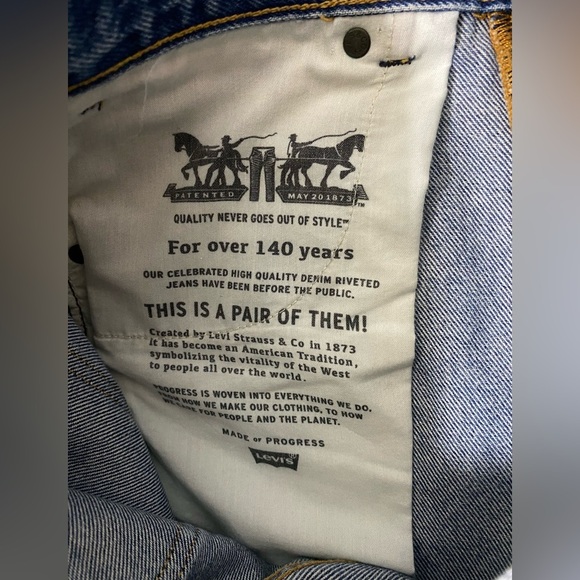 Levi's 505 Women’s Sz 29 Straight Leg Distressed Raw Hem Orange Tab Blue Jeans - Picture 11 of 11